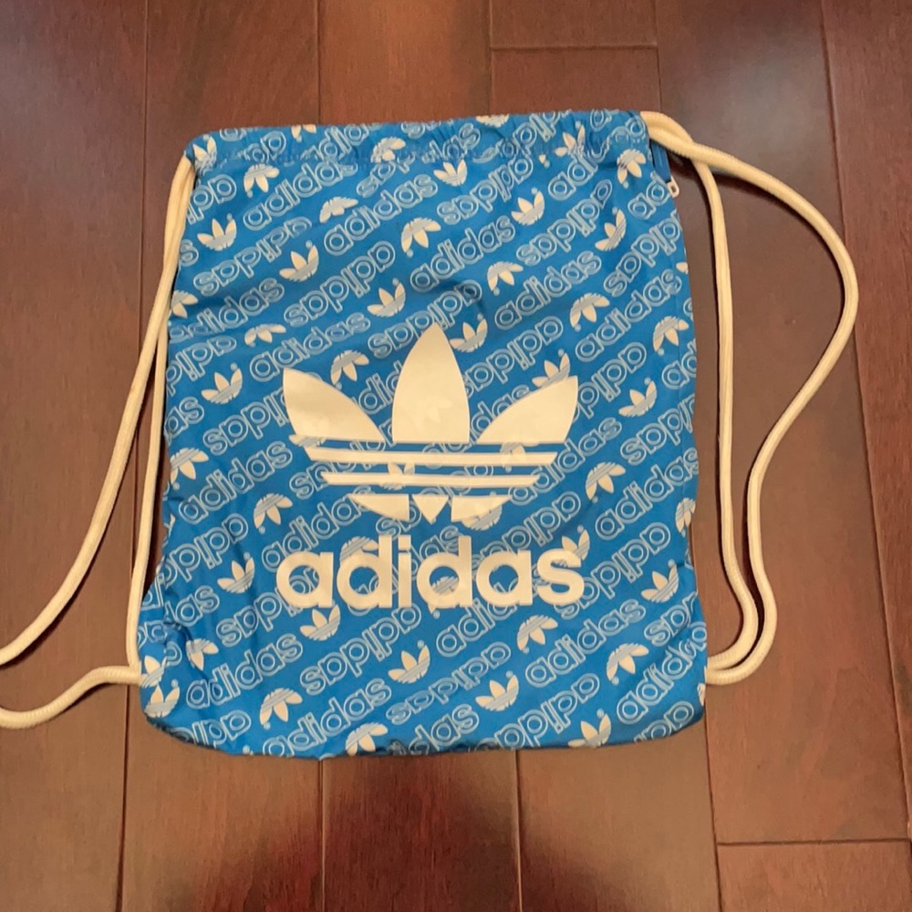 Adidas drawstring bag
